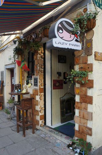 小巷隐藏特色小店，最新个性签名个性网