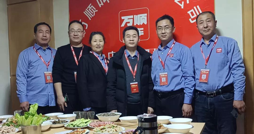 万顺股份最新动态揭秘，小巷中的特色小店，独特环境魅力无限！
