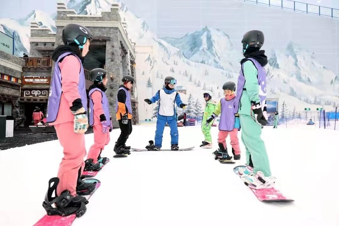 最新滑雪女神，背景、成就与时代印记