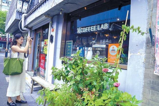 小巷深处的隐藏版特色小店惊艳亮相，最新快讯揭秘独特风味