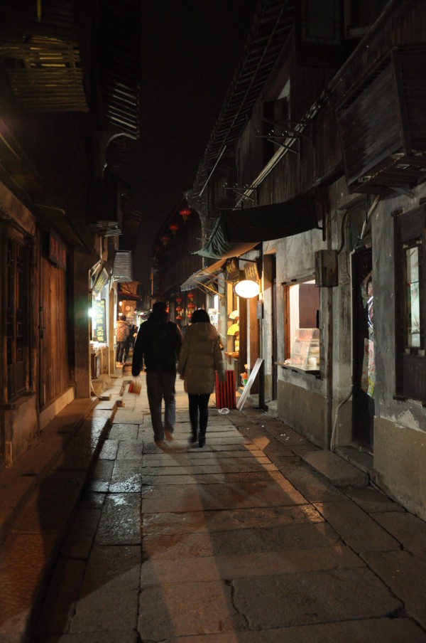 特色小店独特魅力，2012演员演绎小巷深处的宝藏故事