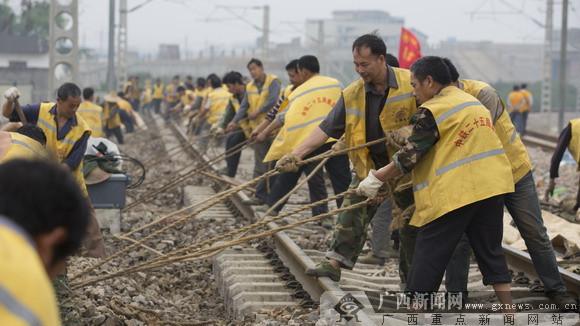 柳江新闻快报，最新动态一网打尽📣📝