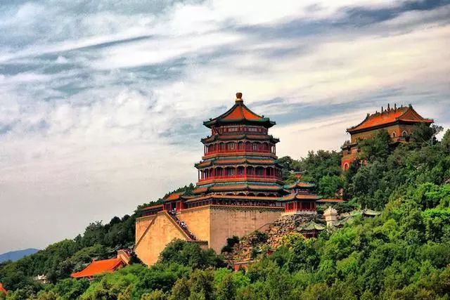 十三陵搬迁规划揭秘，新篇章下的温馨日常故事