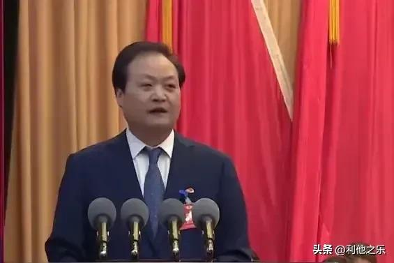河南省政府最新任免，人事变动背后的自信与成就感展望