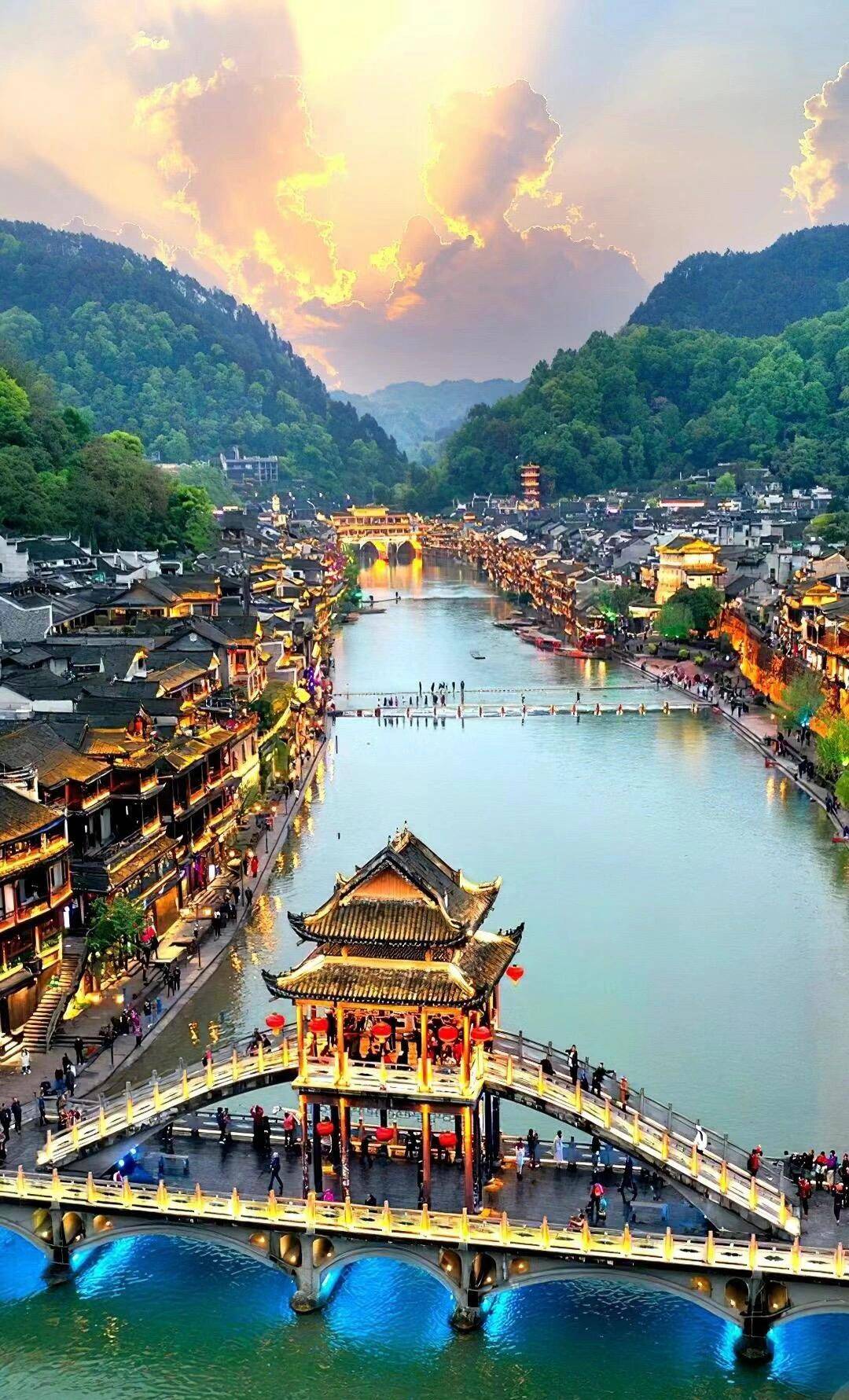 邵阳最新楼盘，自然美景探索之旅启程！